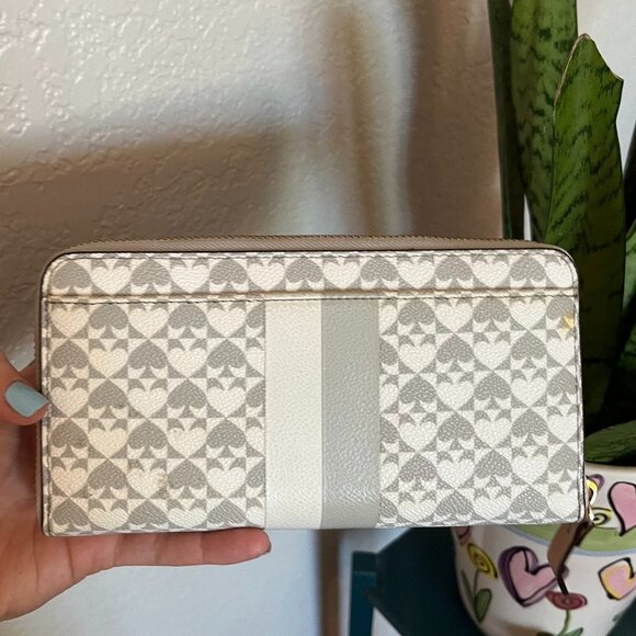 Kate Spade ♠️ Penn Place Wallet - Picture 3 of 4